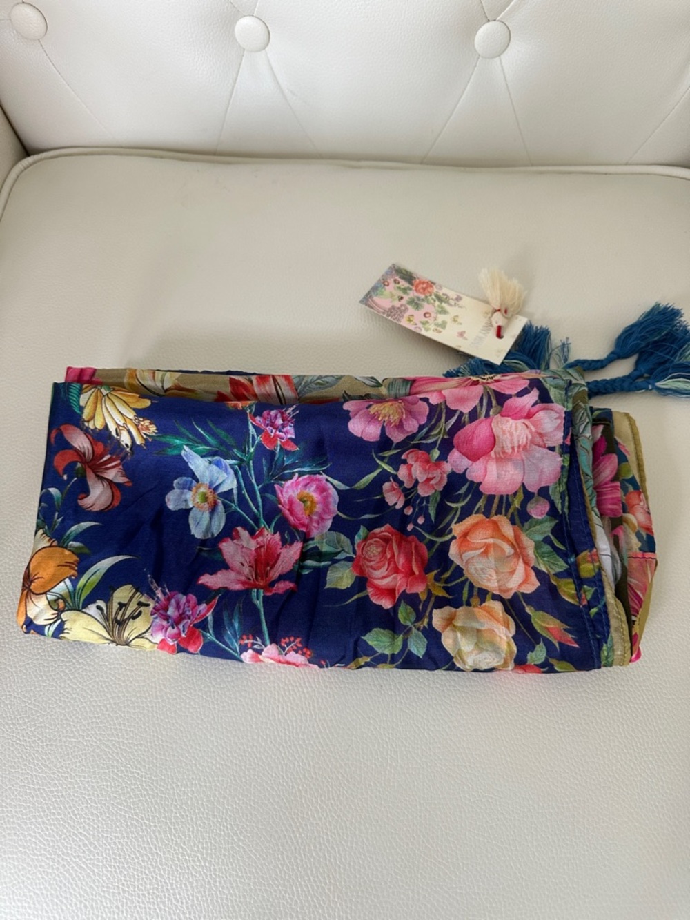 JOHNNY WAS NEUTRA SCARF 💯 SILK Vibrant Floral scarf. Brand New, Summer Must Have - Picture 10 of 17